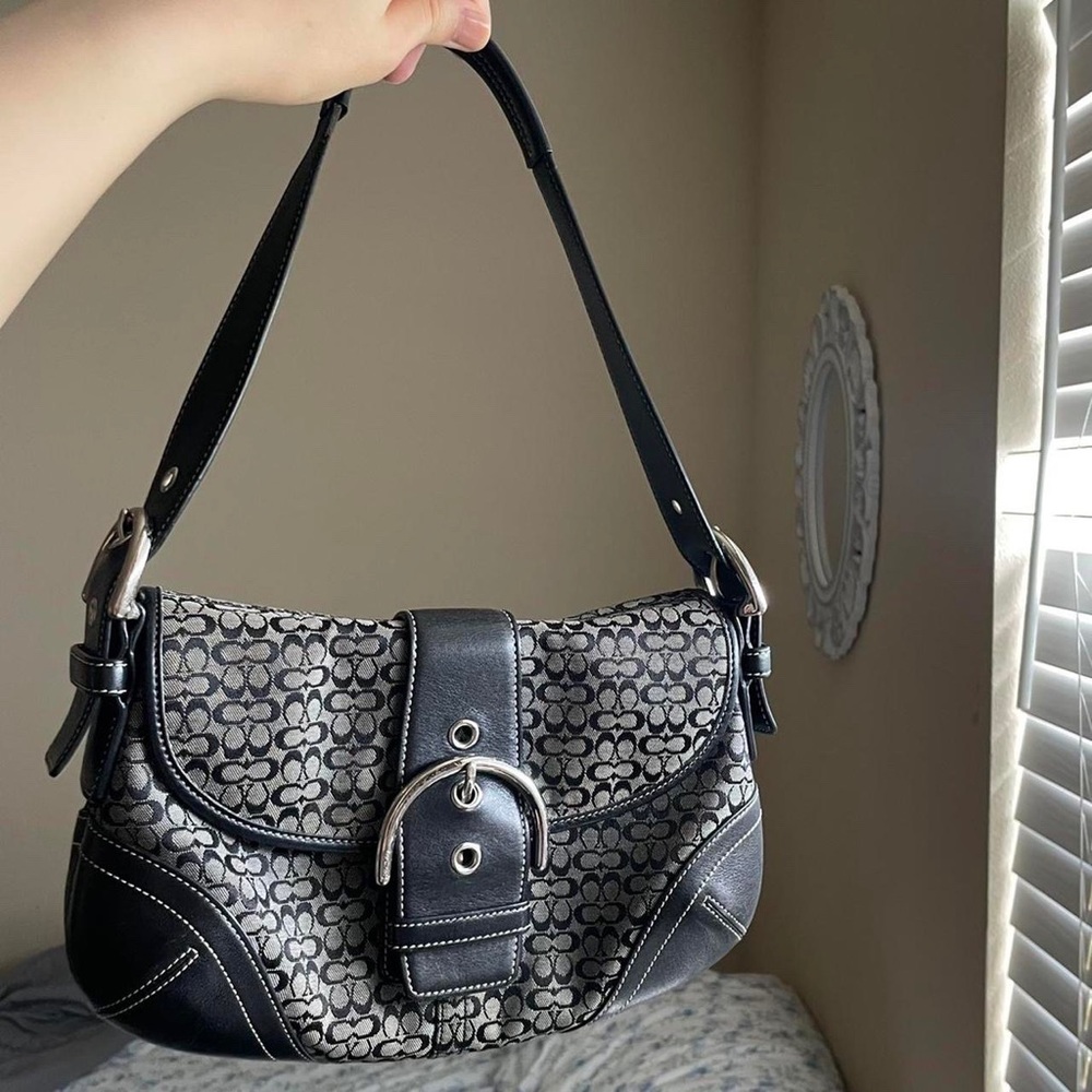 COACH Black Leather Gray Jacquard Signature Canvas Soho Hobo Bag